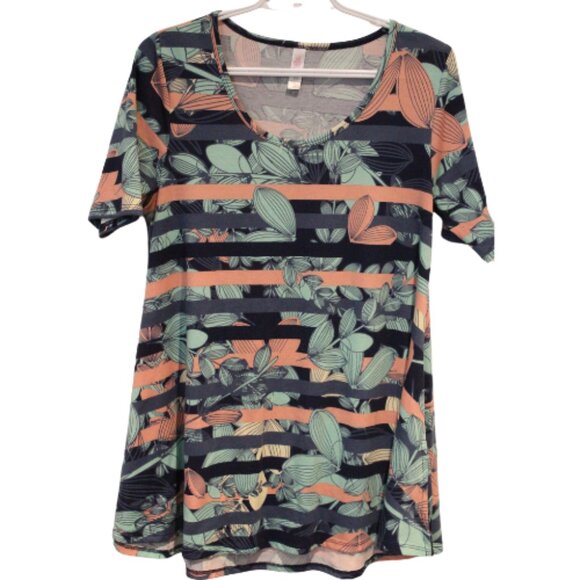 2/$30 🏷 Lularoe Striped & Floral Pastel Perfect T Size XS - Picture 1 of 3